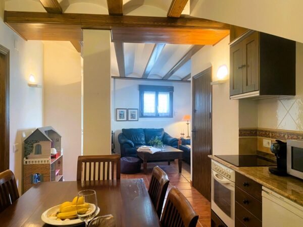 CASA CON TERRENO, PARA VIVIR Y PRODUCIR. LA JOYA DE GUADALAVIAR